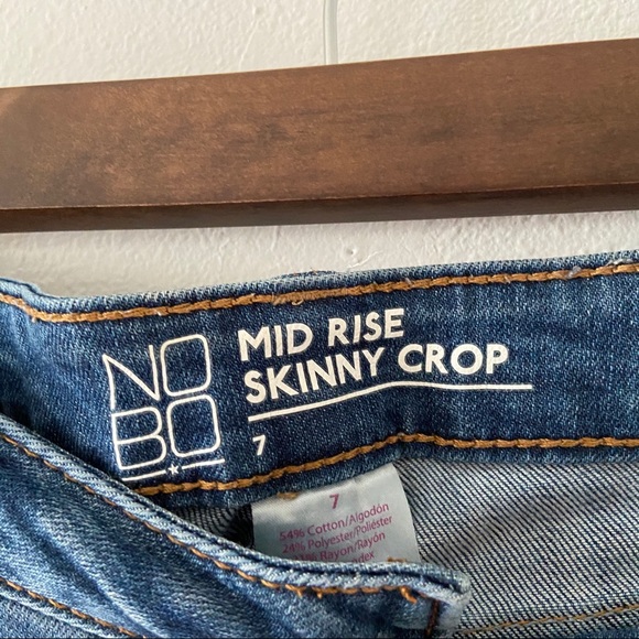 Cropped Skinny Distressed Jeans Size 7 Cotton Blend Multi Button - Picture 10 of 15